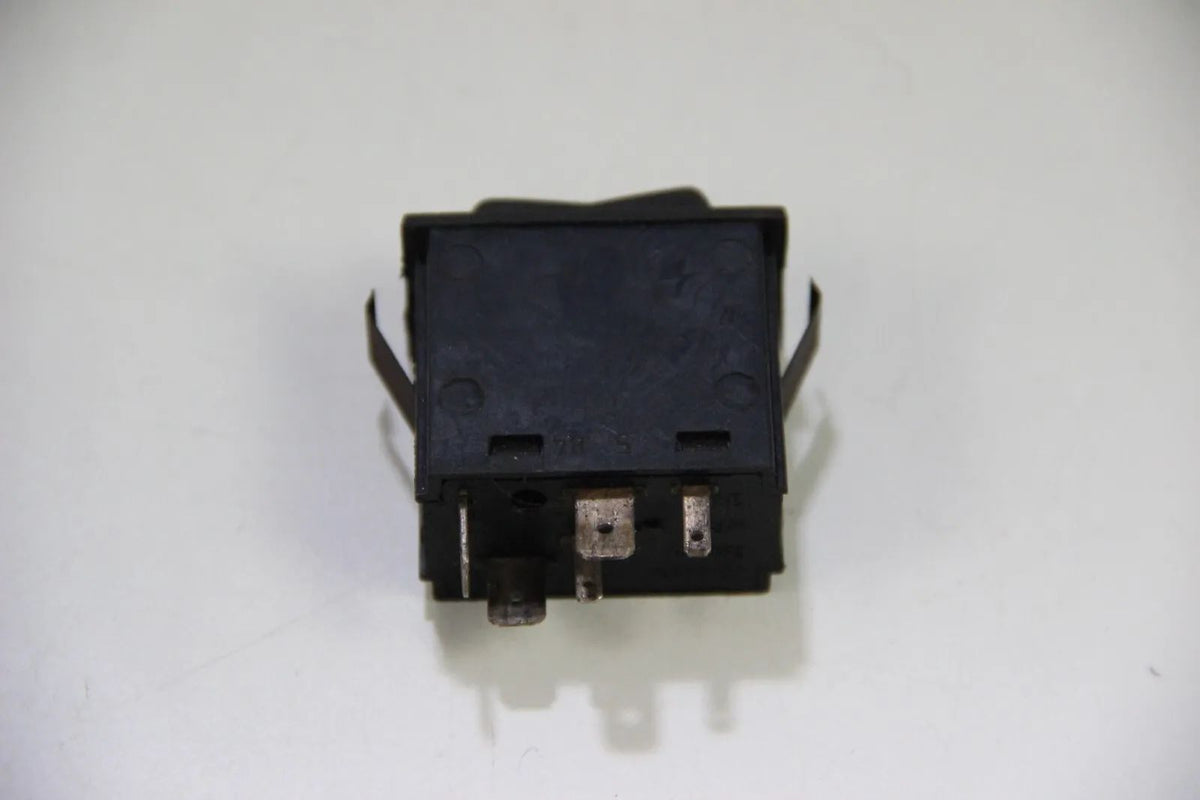 Original VW Golf Jetta Caddy Polo Scirocco Nebelscheinwerfer Schalter 321941535A