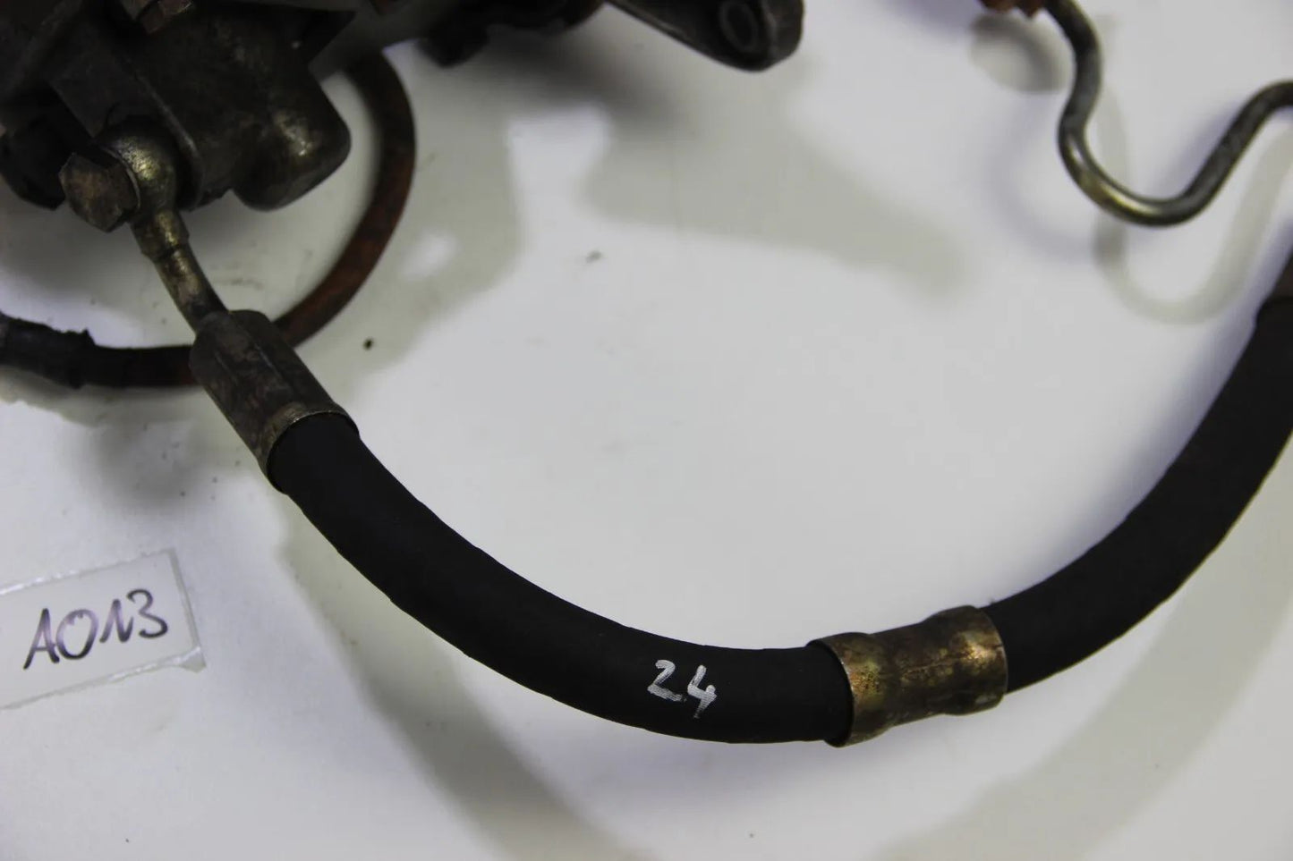 BMW Z1 2.5 M20 Servopumpe Lagerbock Leitungen Servolenkung 1134594 1264643