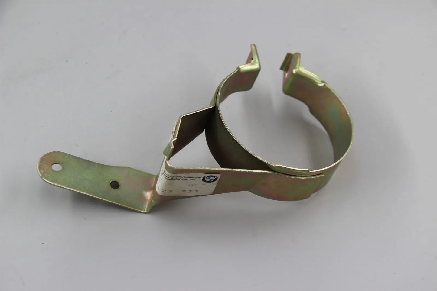Original BMW E34 E32 Halterung Führung  16131178933 Exhaust bracket