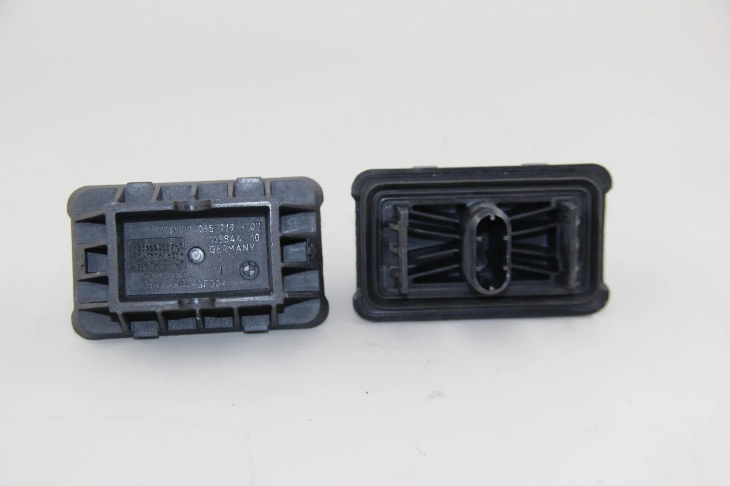 Original BMW E60 G11 G12 F25 F26 Aufnahme Hebebühne 2x 51717065919