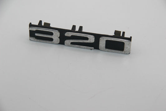 Original BMW E21 320 Kühlergrill Modellbezeichnung Emblem Badge Schriftzug