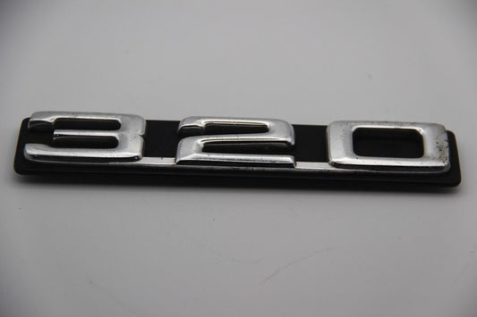 Original BMW E21 320 Modellbezeichnung Emblem Badge Schriftzug Typenschild