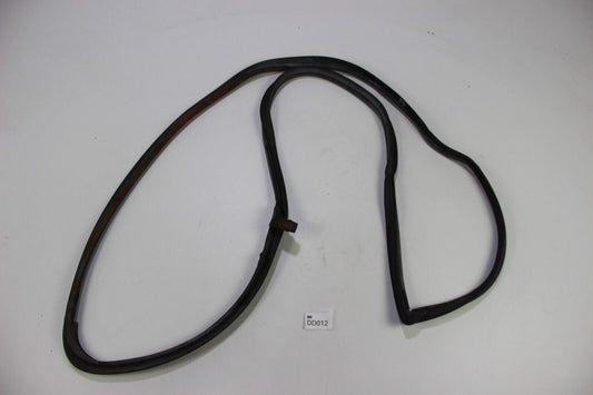 Original BMW E28 Türdichtung vorne rechts Door Seal Rubber 5er