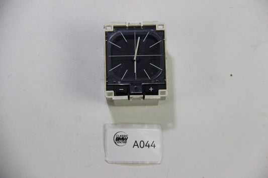 Original BMW E30 Borduhr ohne Rahmen 1376903 3er EU Clock M3 325i 318i 323i 320i