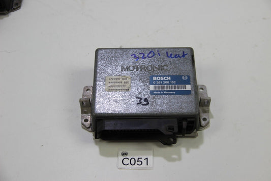 Original BMW E30 E24 320i 520i Motorsteuergerät Bosch ECU 0261200152