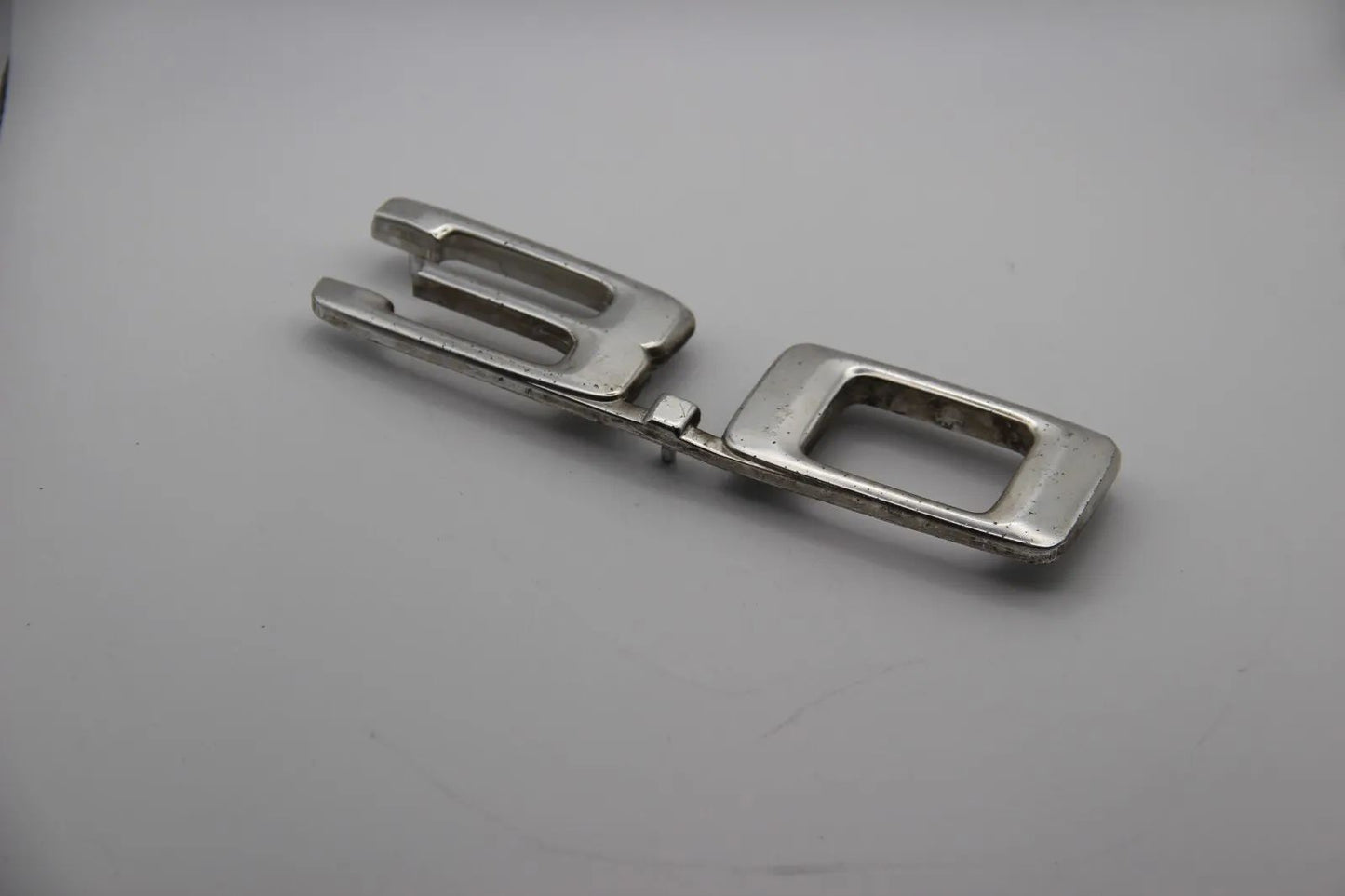 Original BMW E3 3.0 Modellbezeichnung Emblem Badge Schriftzug Typenschild