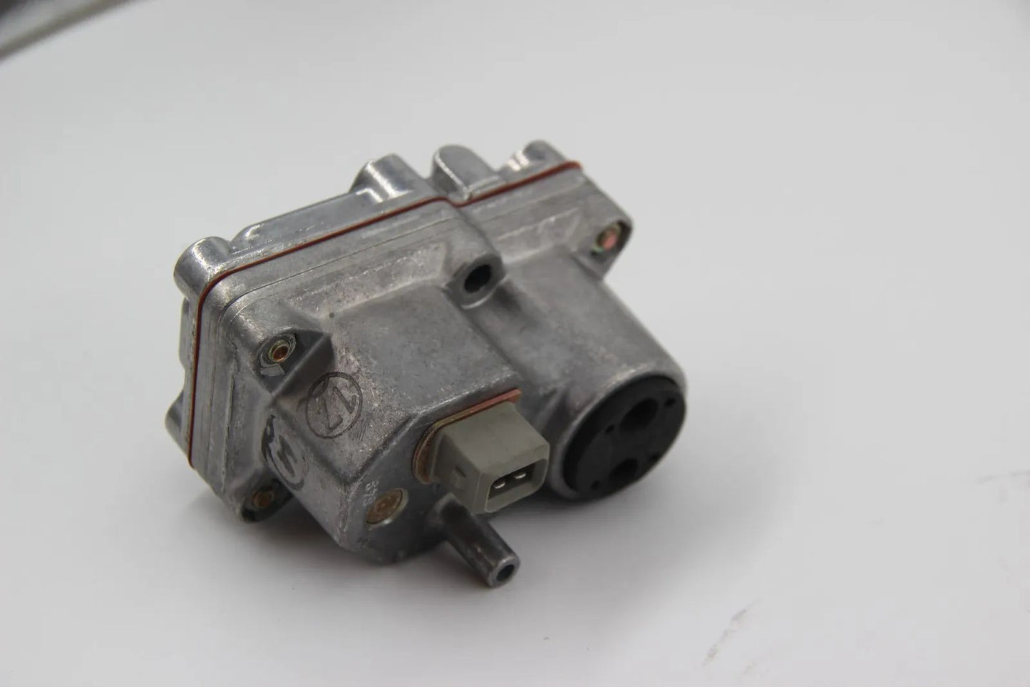 BMW E12 518-20i E28 518i E30 318i E21 318i-23i Warmlaufregler NOS 13631359571