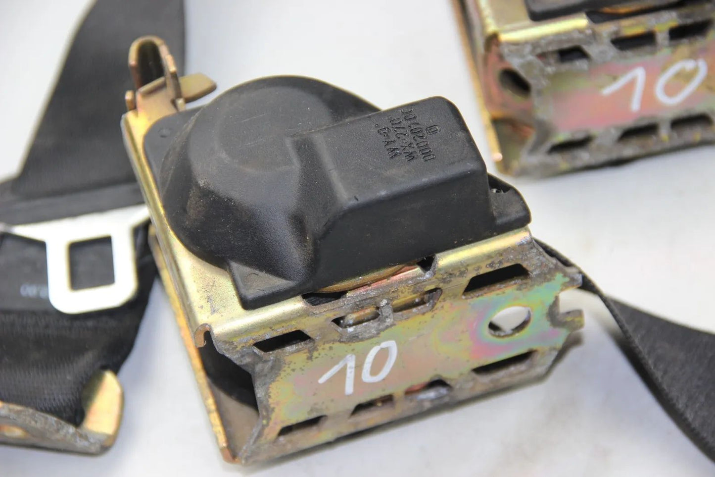 BMW E30 Sicherheitsgurte Anschnallgurte Fahrer Beifahrer Vorne Links Rechts Gurt