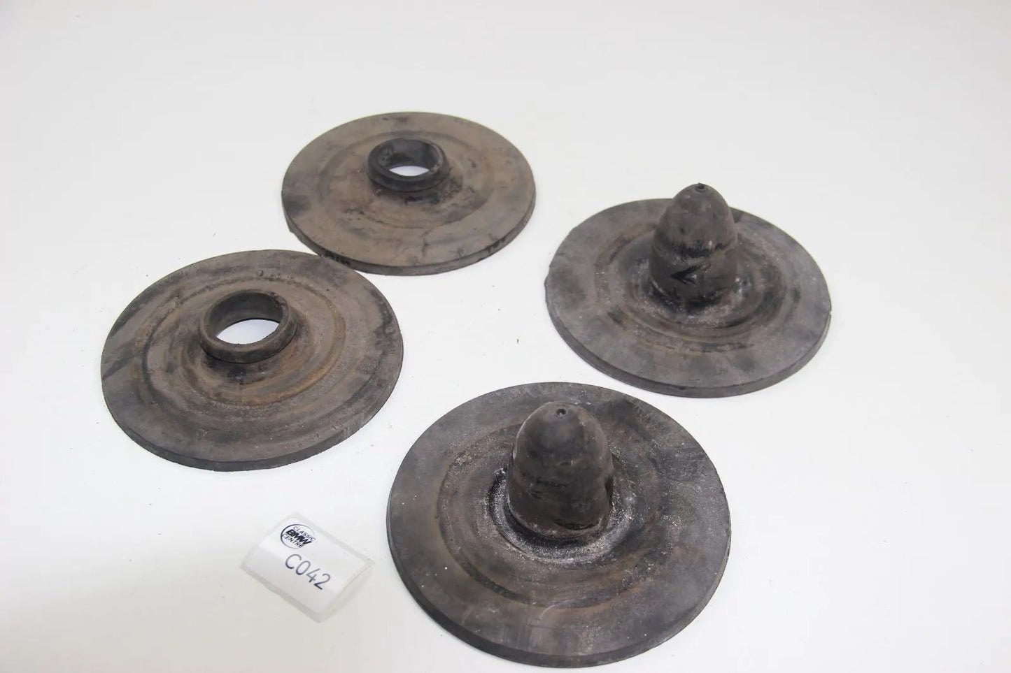 Original BMW E30 Gummipuffer Federnsitz hinten links rechts 1127218 1128610 3er