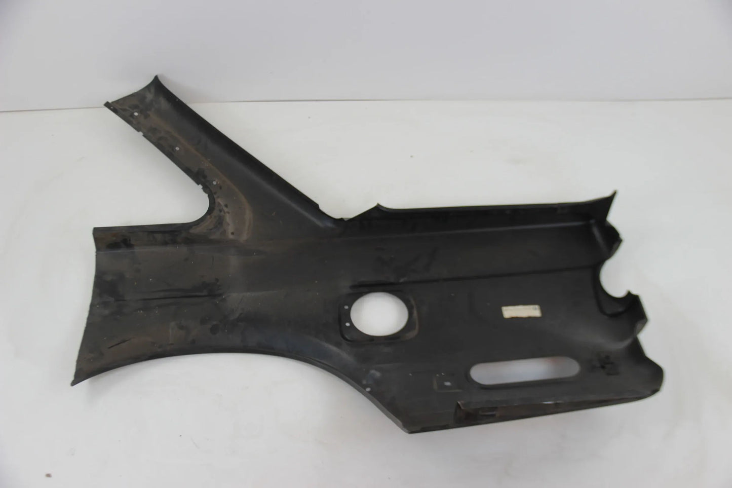 Original BMW E30 3er VFL 316i-325i Seitenwand Hinten Rechts NOS 41351935386
