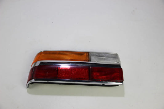 NEW OLD STOCK BMW E28 518-535 M5 Rücklicht links mit NSL 63211366769 Tailight