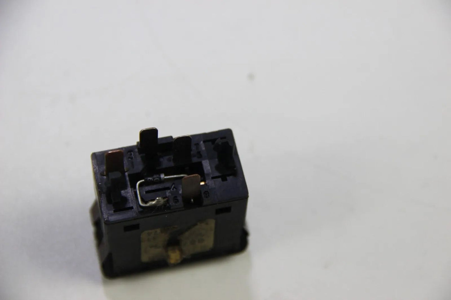 Original BMW E30 Heckscheibenheizungsschalter elektrisch 1381174