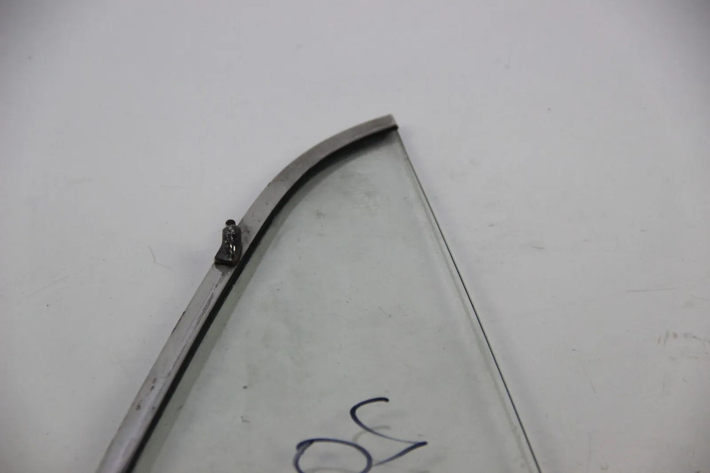 Original BMW E10 1502 1602 1802 2002 ti tii M10 Dreieckscheibe Klar  Links