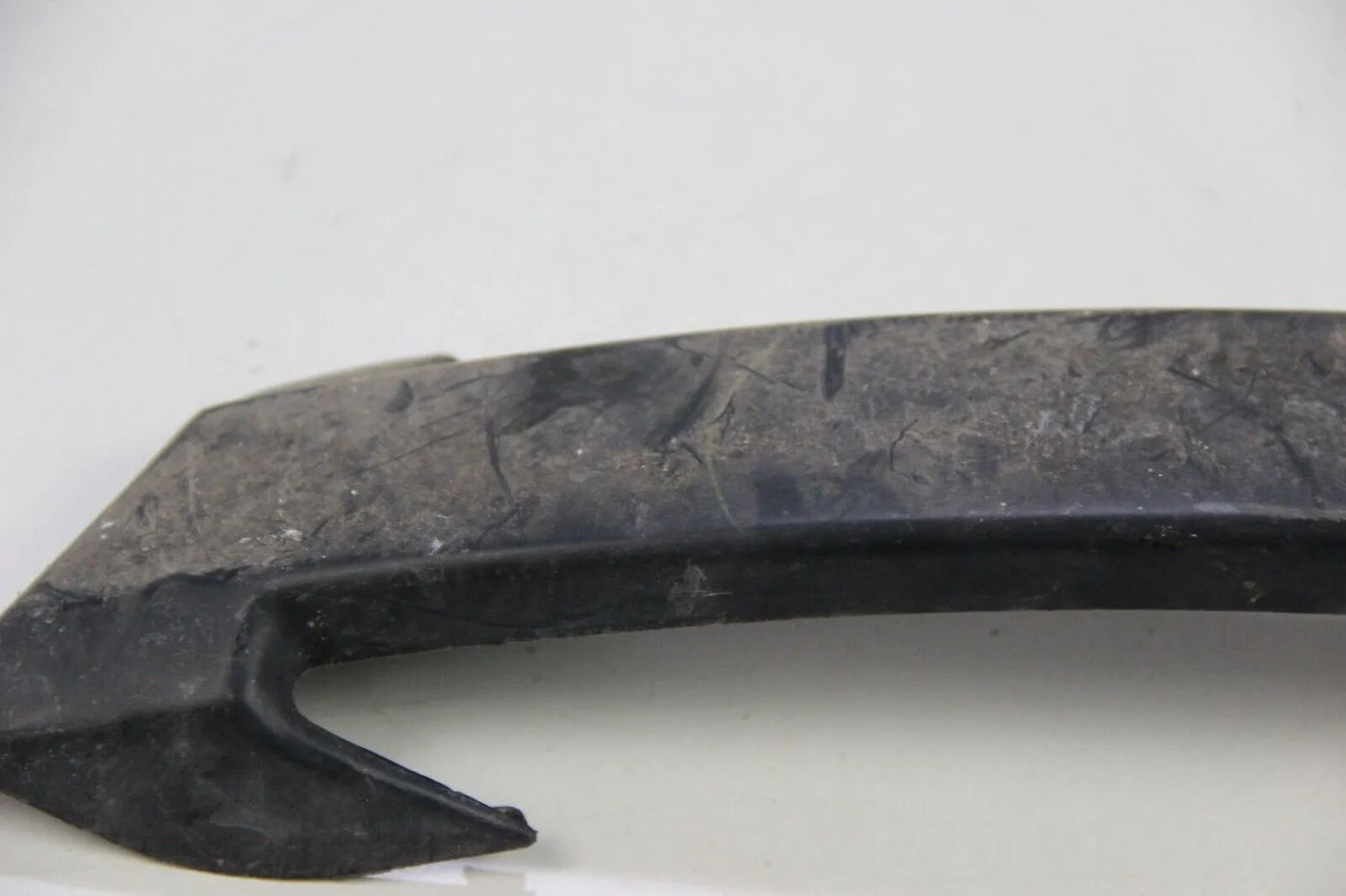 BMW E30 316i-325i VFL Stossstange hinten rechts Ecke Stoßstangenecke 51111888278