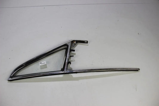 Original BMW E10 1502-2002  Dreiecksscheibe vorne rechts Klar Scheibenrahmen