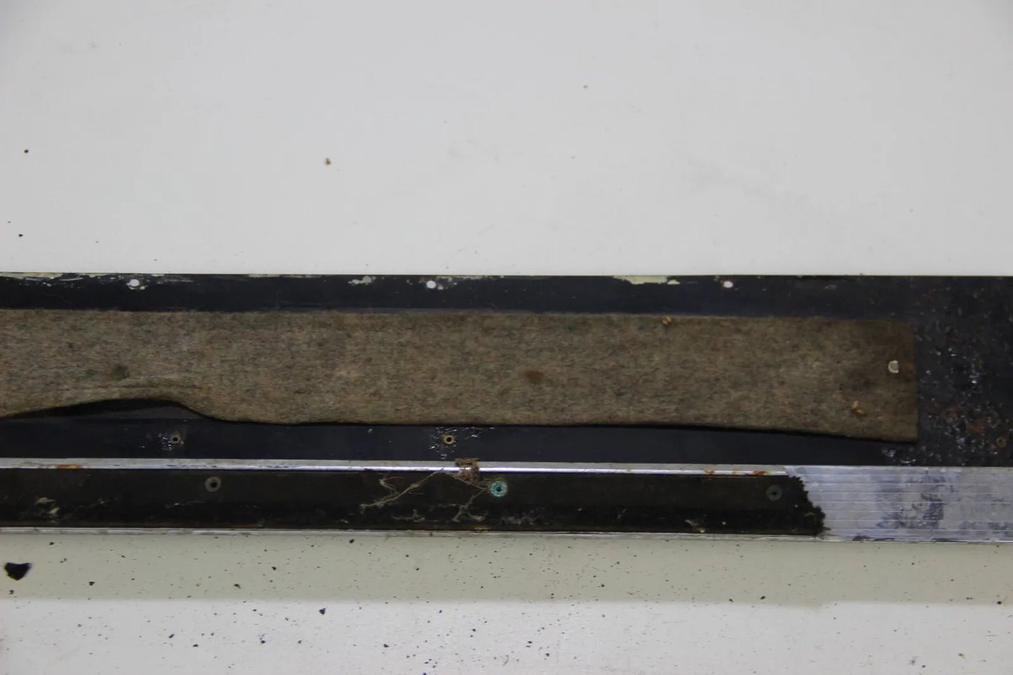 BMW E9 2.5 2.8 3.0 CSI CSL  Verkleidung Fensterschachtleiste hinten links Holz