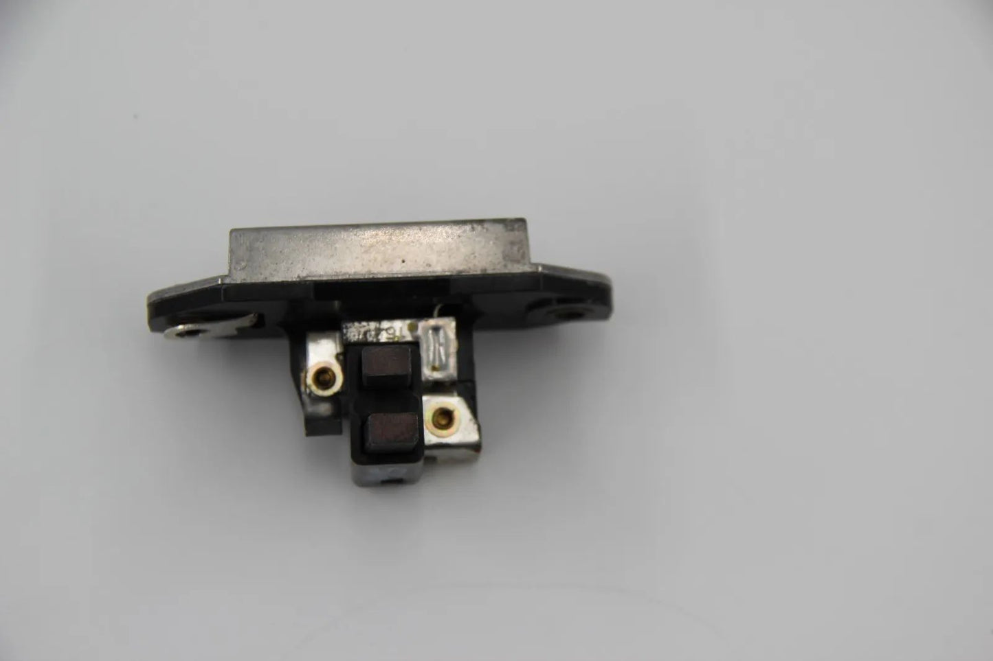 Original BMW E3 E26 E21 E12 E24 E23 Regler Generator Bosch NOS 12311286073