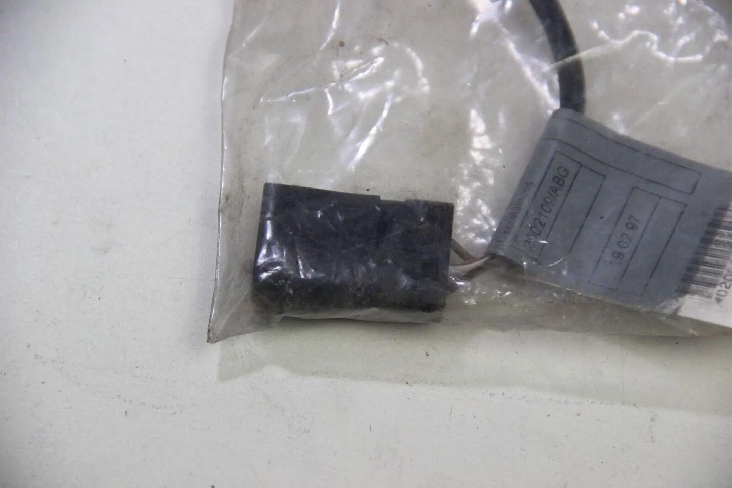 NEU Original BMW E34 E39 Schalter Microschalter heckscheibenschloss 61318355127