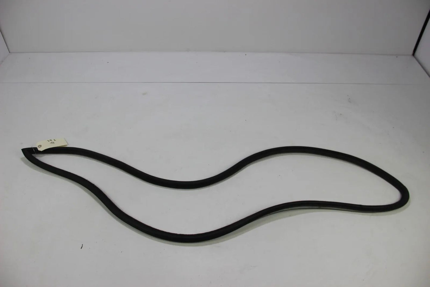 Original BMW E30 4-Türer 316i-325i M3 Türdichtung Vorne Links Kantenschutz OEM