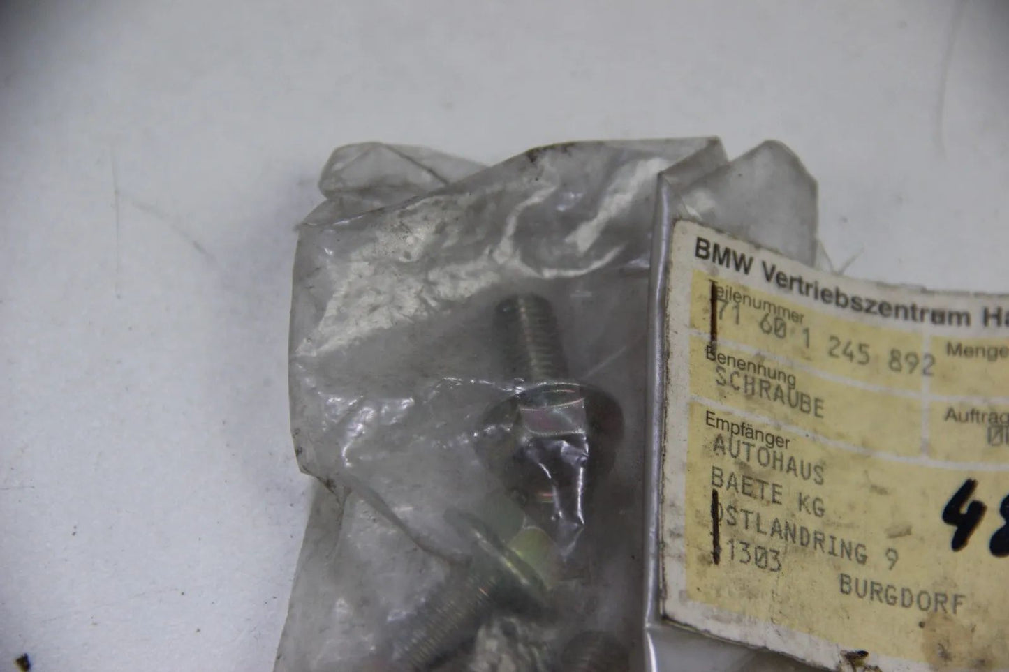 NEU Original BMW E30 E36 E28 E34 E32 Sechskantschrauben M8x20 NOS 7160124892