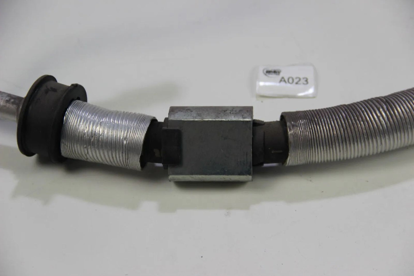 NEU Original BMW E39 Leitung Saugleitung Verdampfer Kompressor 64538371320 OEM