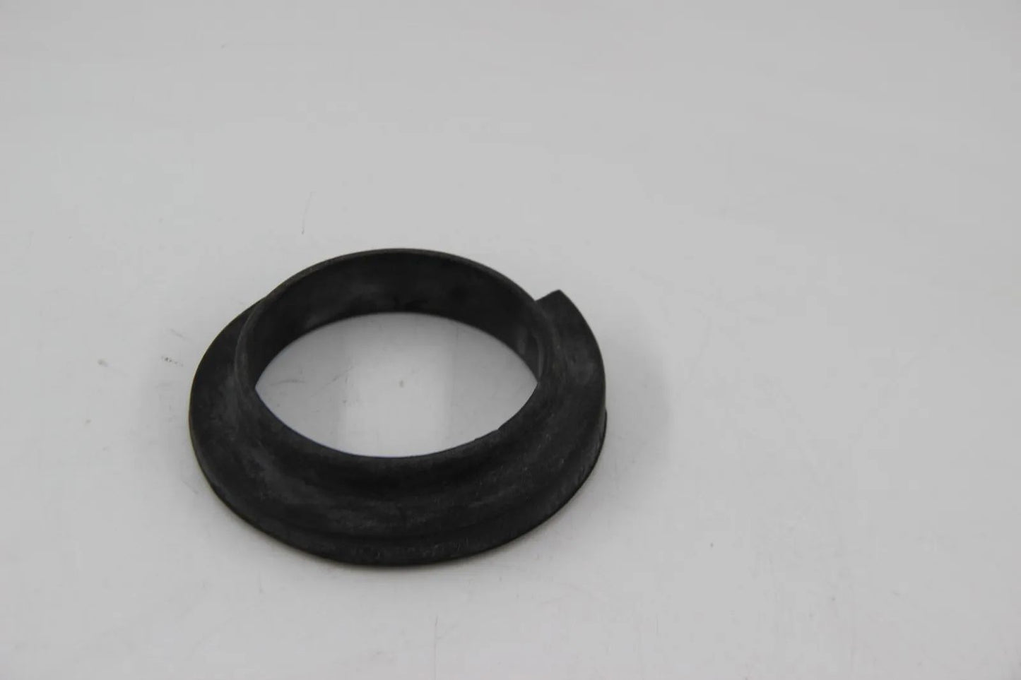 Original BMW E34 E39 E32 E52 Federunterlage unten Federbein  EDC 33531133671