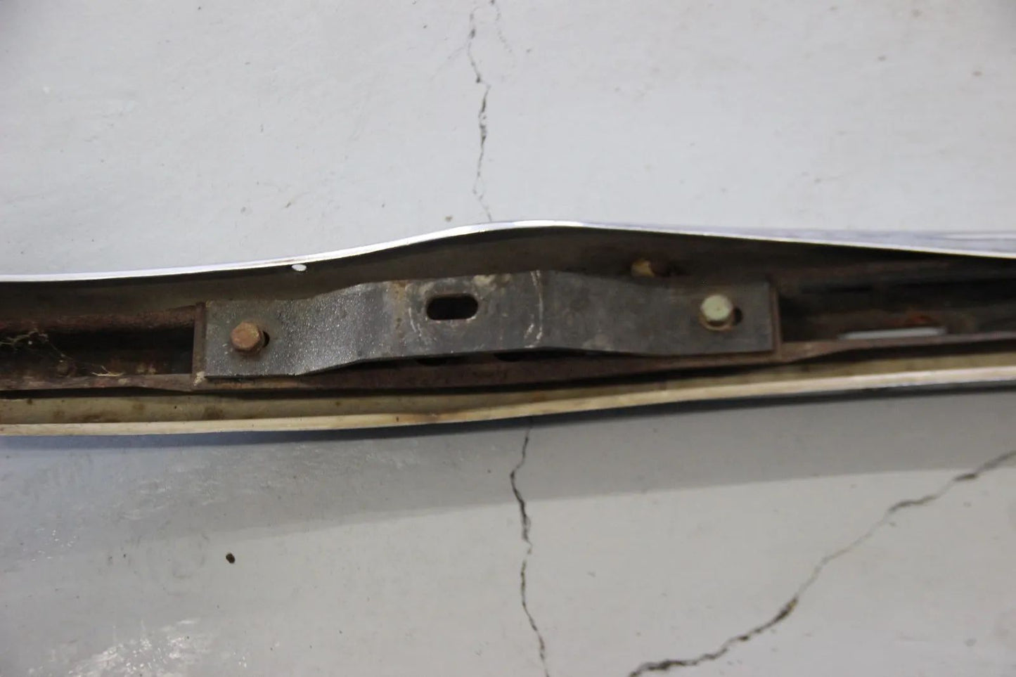 Original Mercedes W108 W109 S-Klasse Stoßstange Hinten Chrom Rear Bumper Chrome