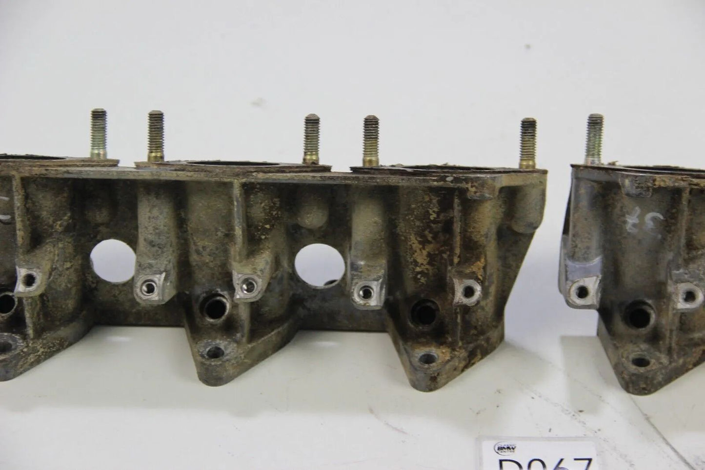 BMW E9 3.0 Csi E3 3.0 Si  Ansaugstutzen Zyl 1-3 & 4-6 11611256418 11611256415