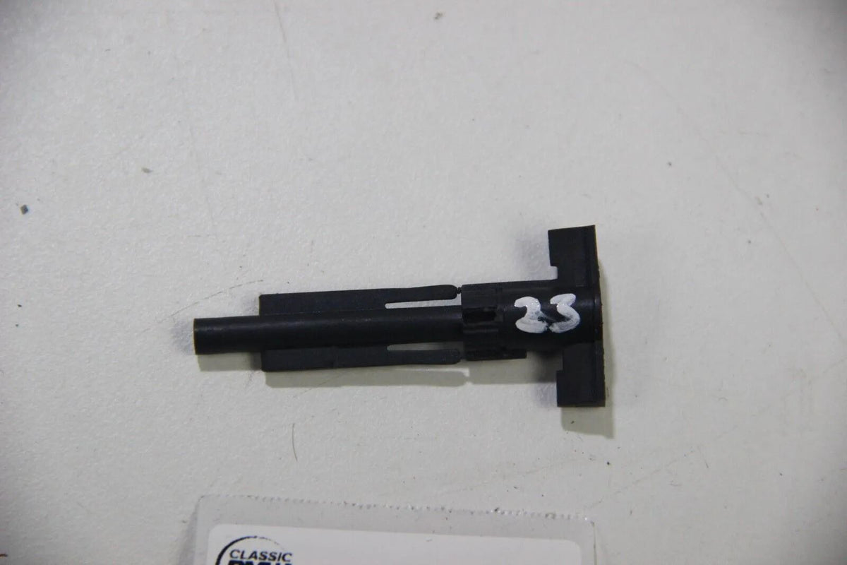 Original BMW E30 320i 6-Zyl Kombiinstrument Codierstecker 01 Coding Plug