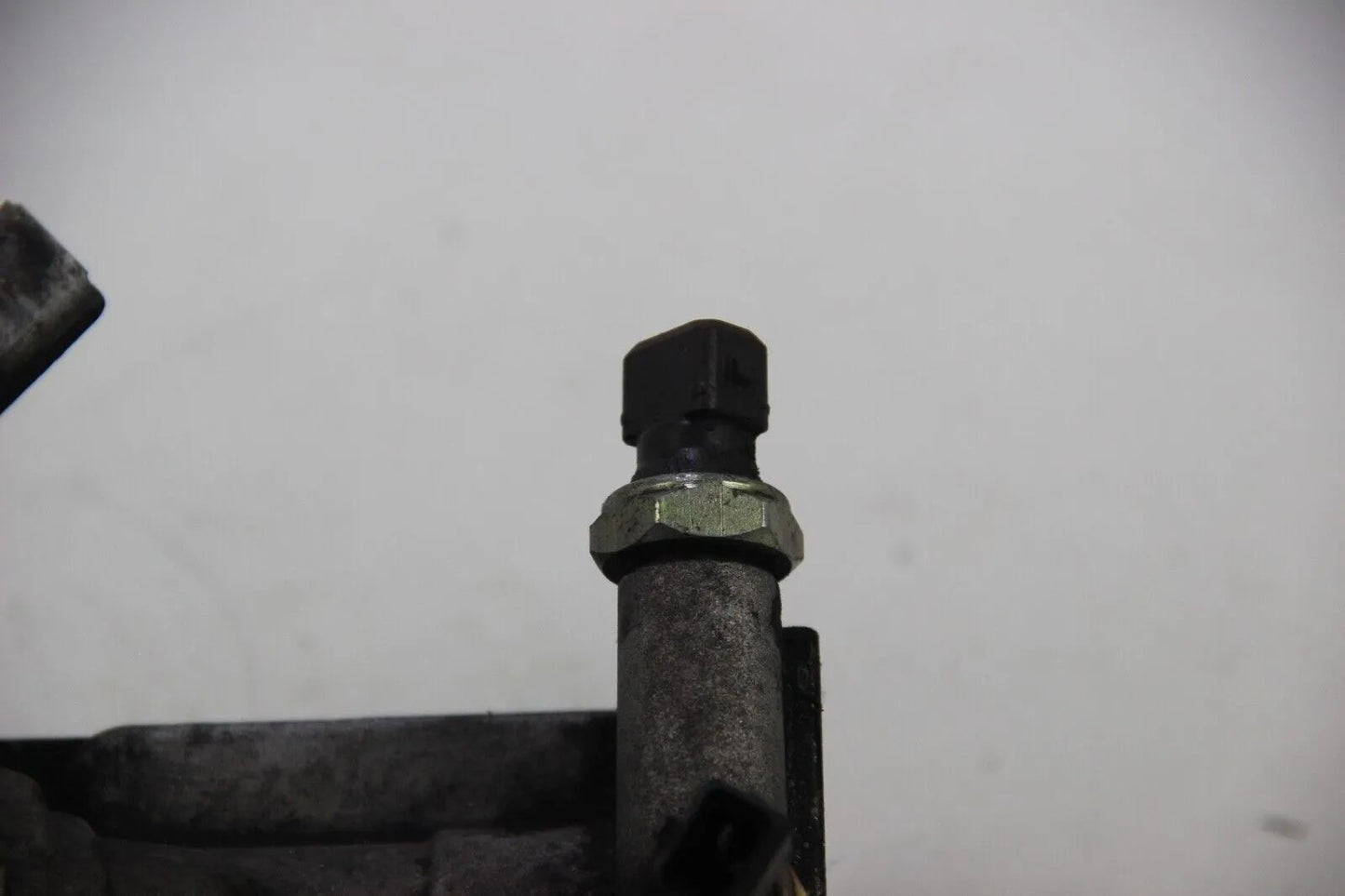 Original BMW E34 M5 3.8 S38 5er	Ölfiltergehäuse Ölkühlerflansch Oil	11421311516