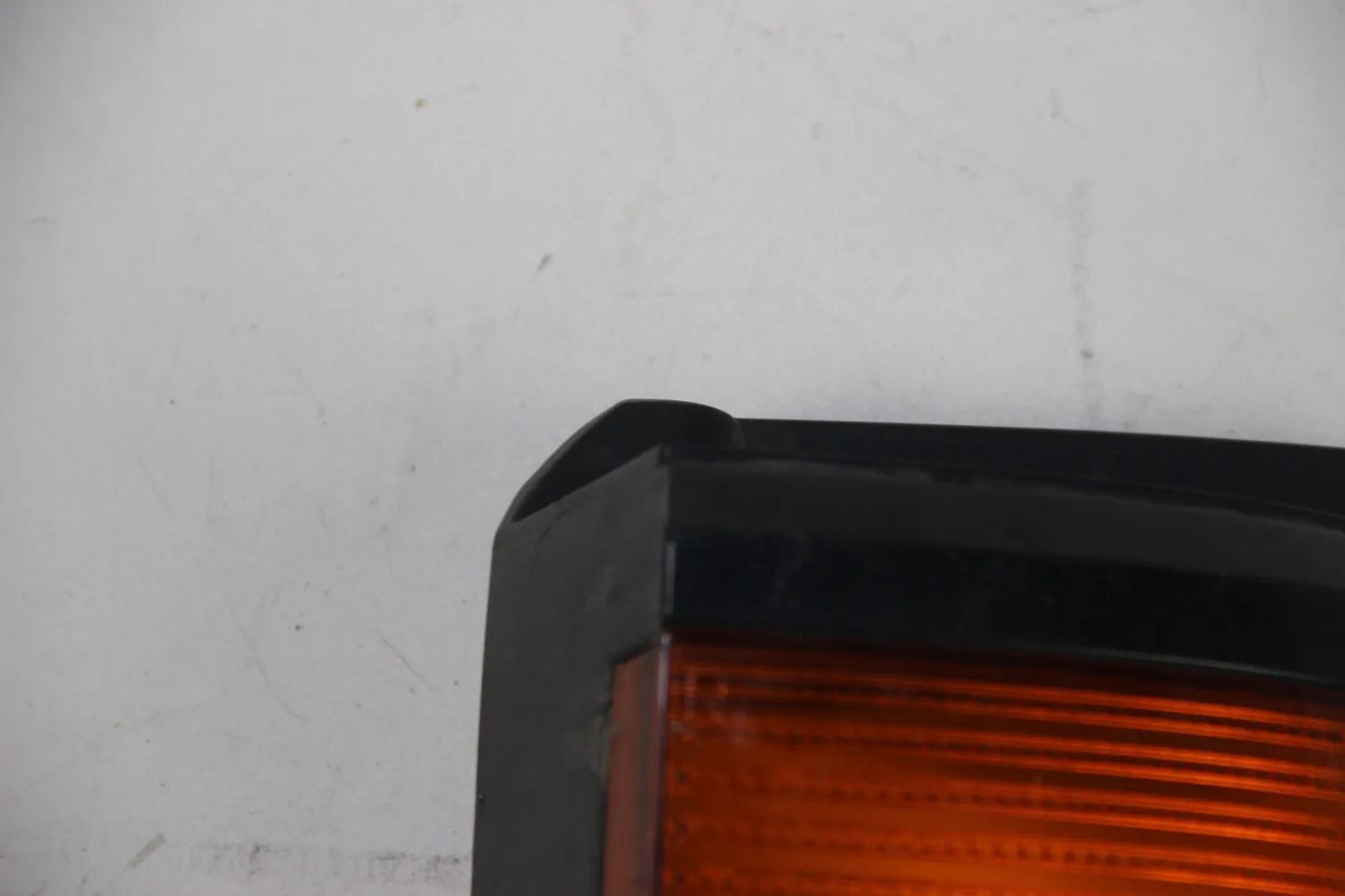 Original VW Passat 35i 	Heckleuchte Rechts Hella Taillight OEM	333 945 112