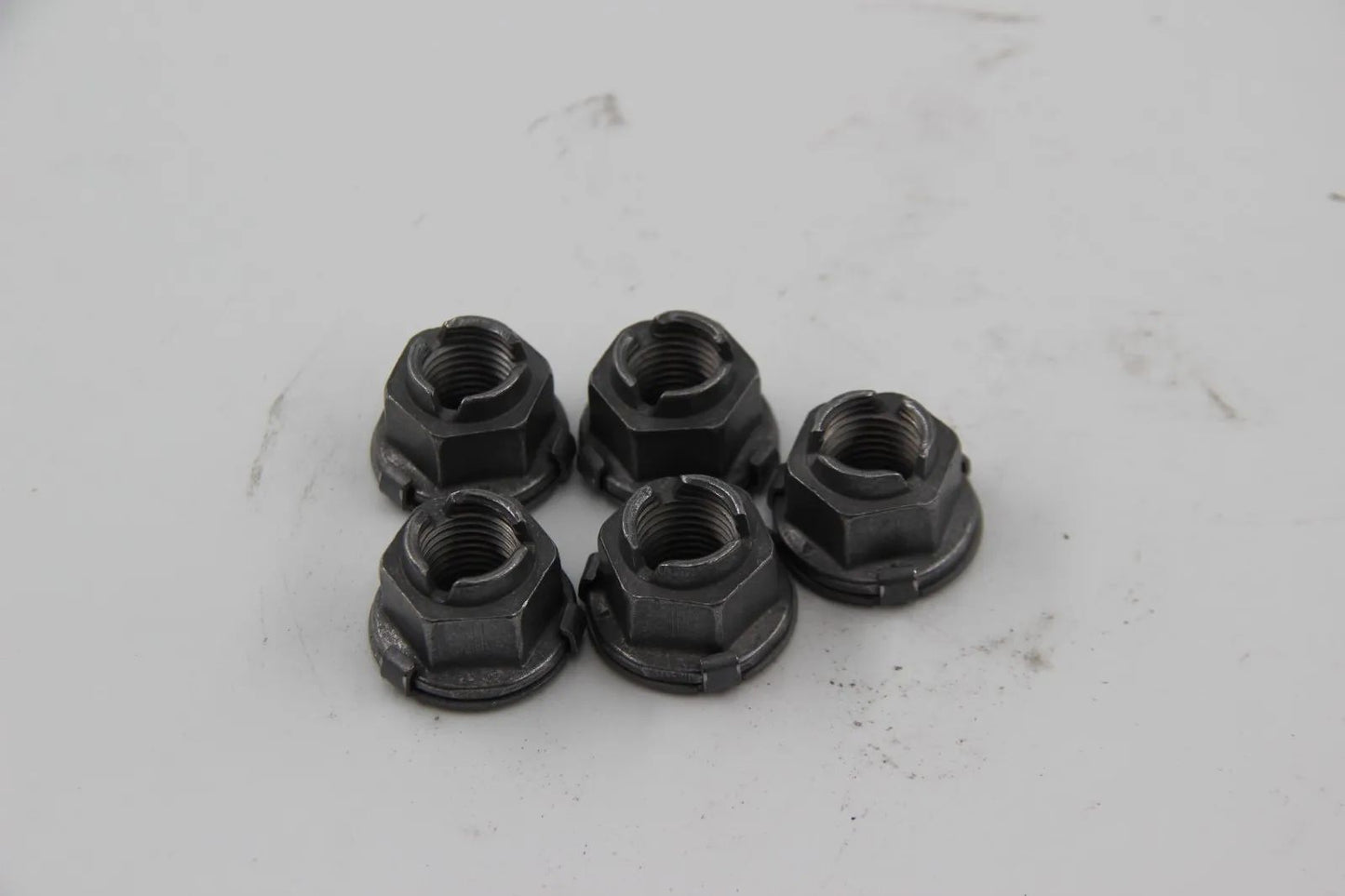 Original BMW E90 E92 E93 F22 F23 Kombimutter M14X1,5-10ZNNIV 5Stk  33306787062