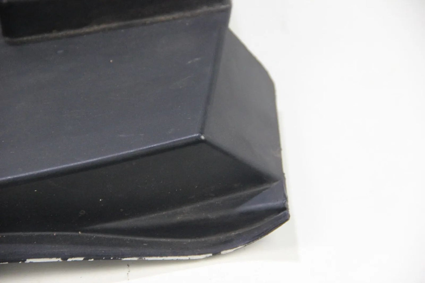 Original BMW E30 320i 325i M3 Abdeckung Stirnwand 1380392 Cover Batterie