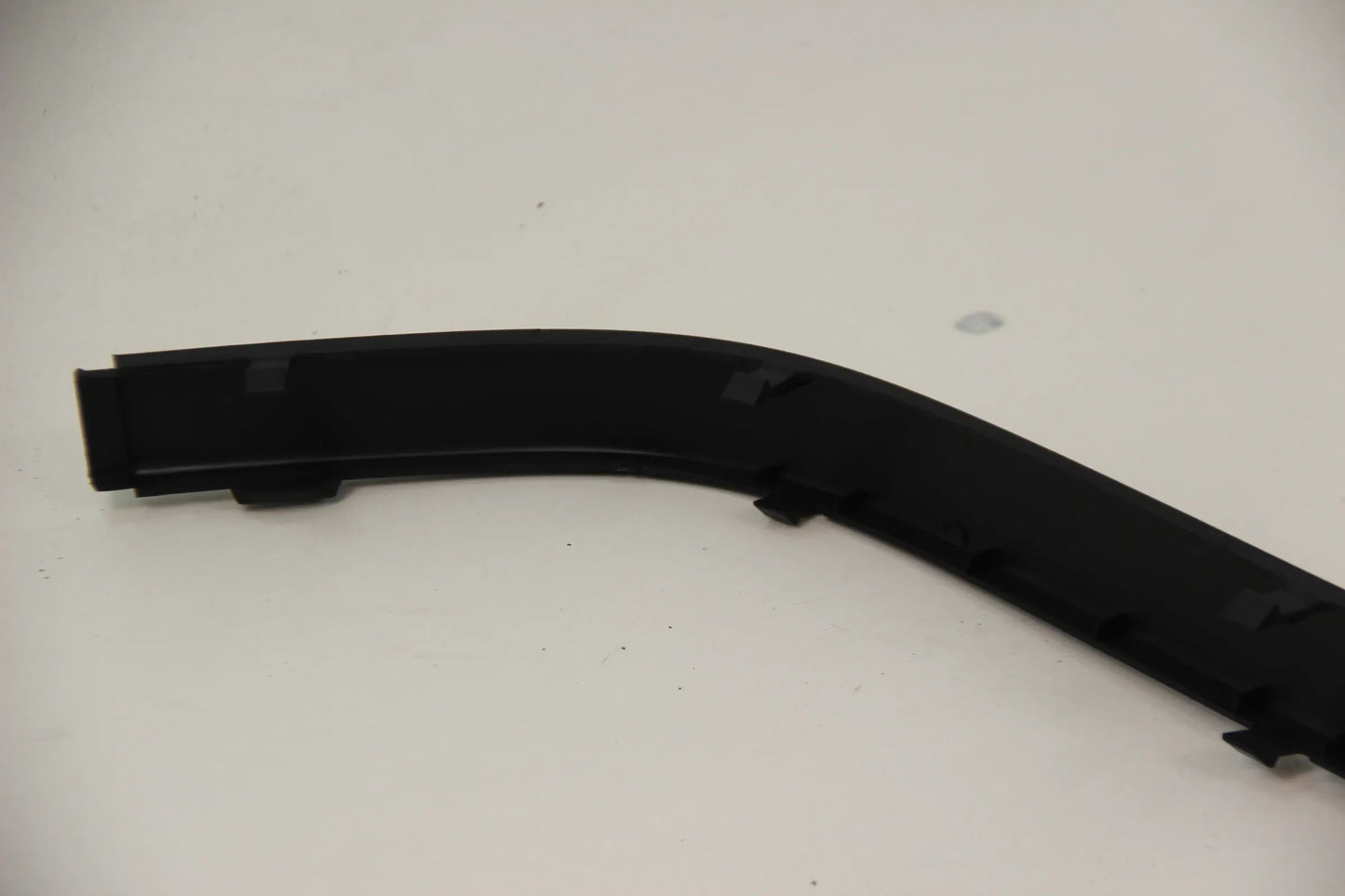 Original BMW E39 520i-540i Limousine Stossleiste hinten links 51128184507
