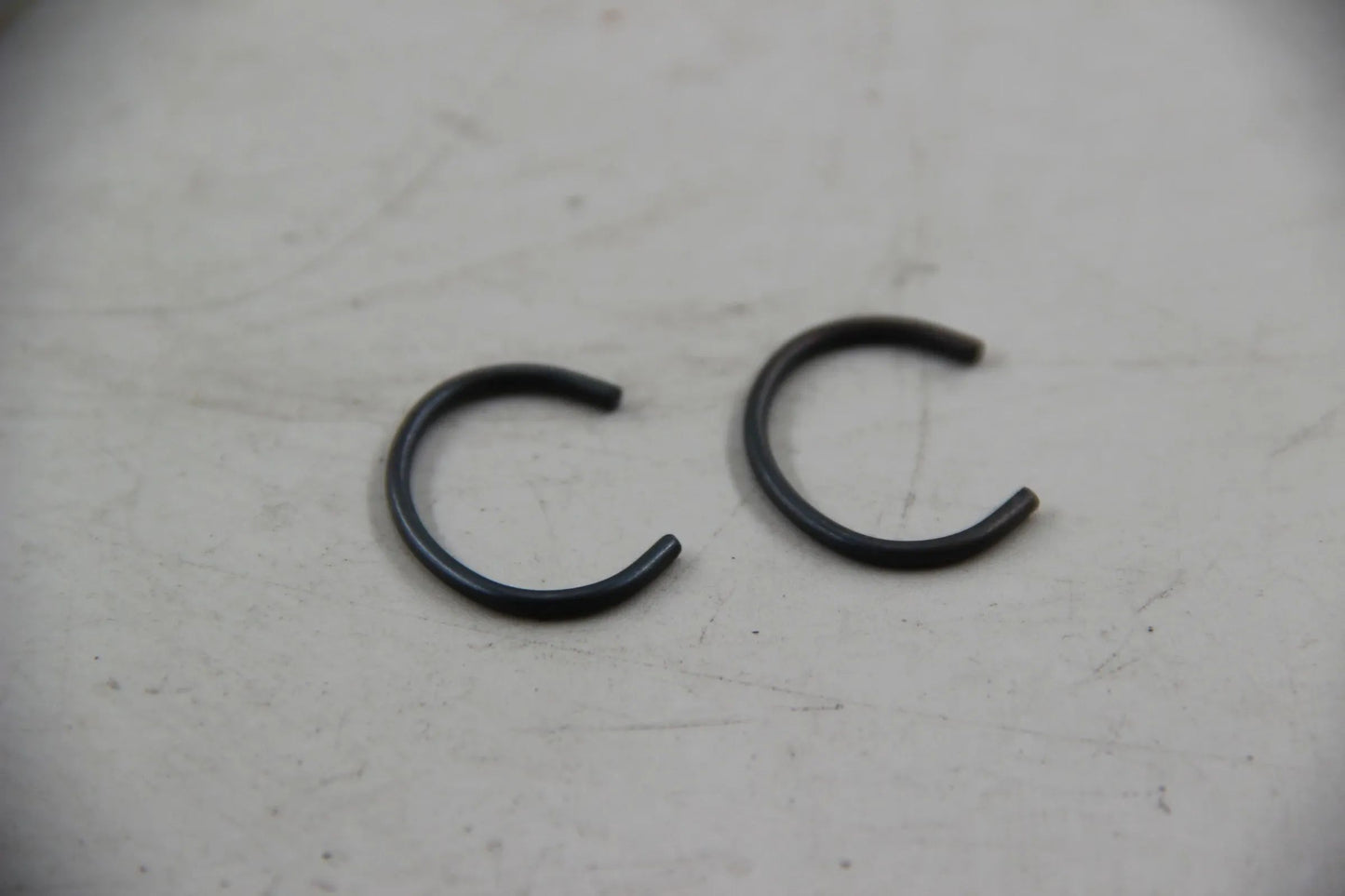 Original BMW E81 E88 E46 E93 E39 E61 E63 E64 E38 2x Sicherungsring 33131214961