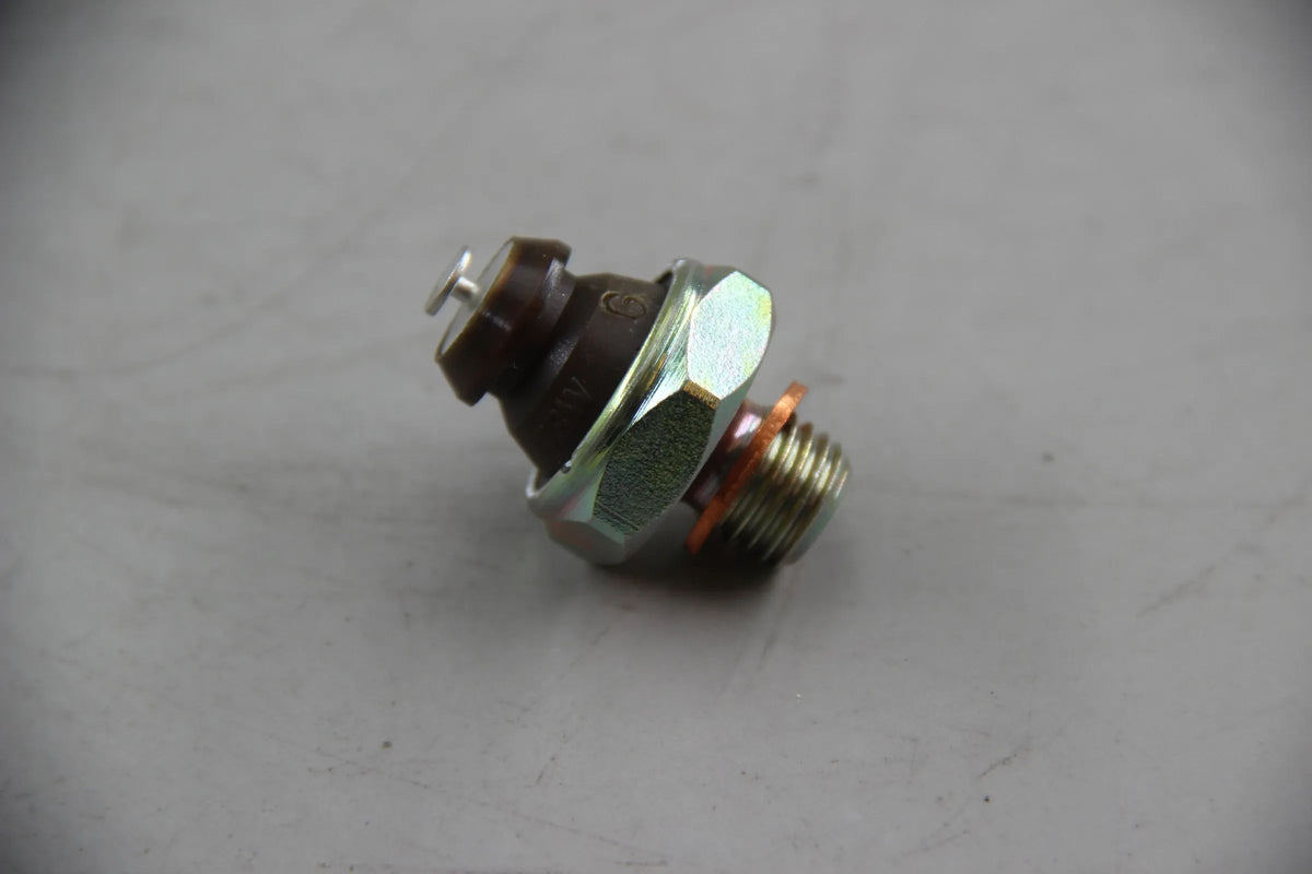 Original BMW E30 316 316i 318i E28 518 518i Öldruckschalter M12X1,5 12611277642