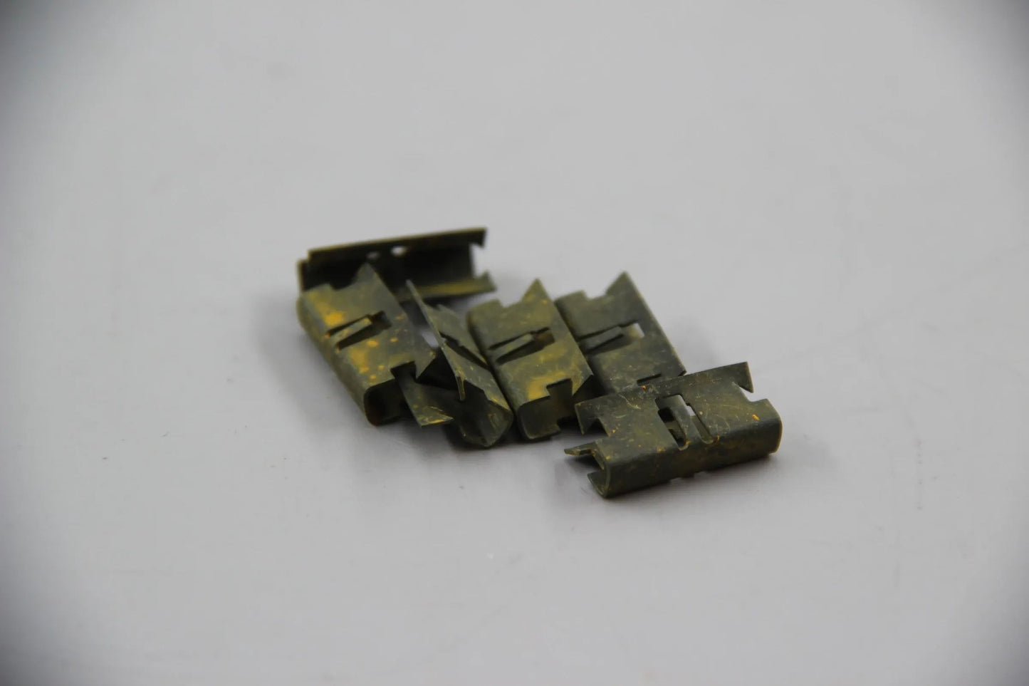 Original BMW E10 E3 E12 518-528 518i 520i 528i-535i 6x Klammer 51471800290