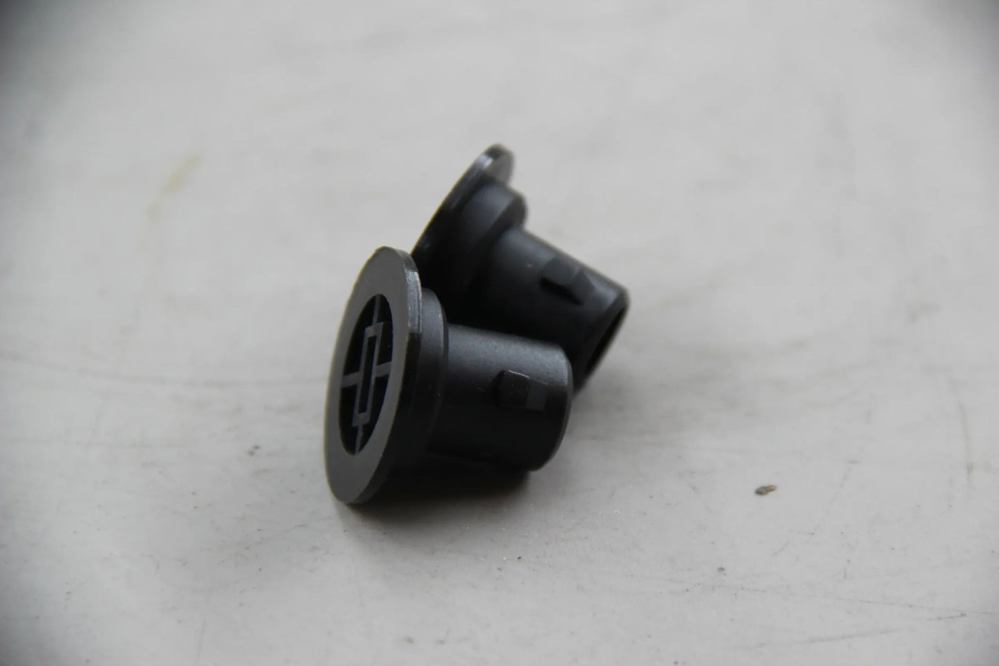 Original BMW E34 518i 520i 525i 530i 535i 540i M5 2x Kappe 51111944554