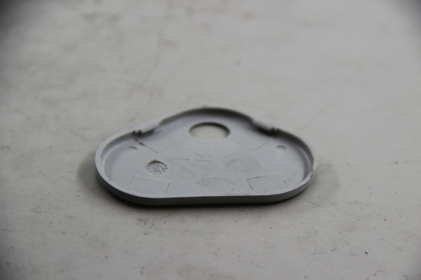 Original BMW E39 E38 E53 Abdeckkappe Lagerbock rechts hellgrau 51168169242