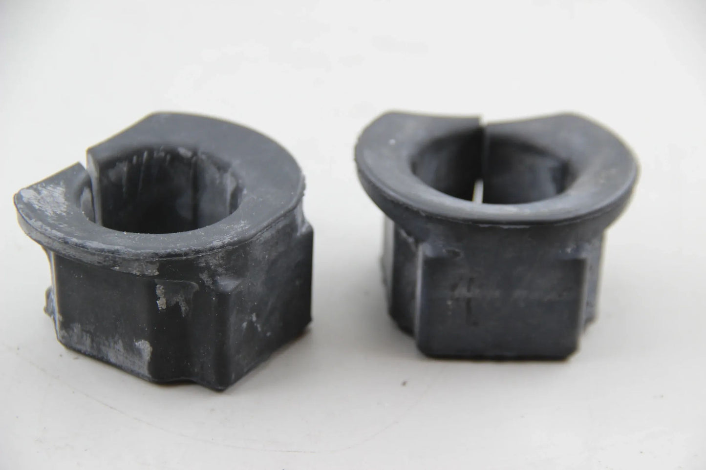 Original BMW E21 315 316 318 320 318i 320i 323i 2x Gummilager 32111120433