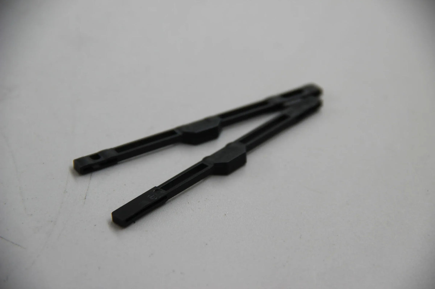 Original BMW E46 316i 318i 320i 323i-330i M3 2x Gleitstück rechts 54138246025