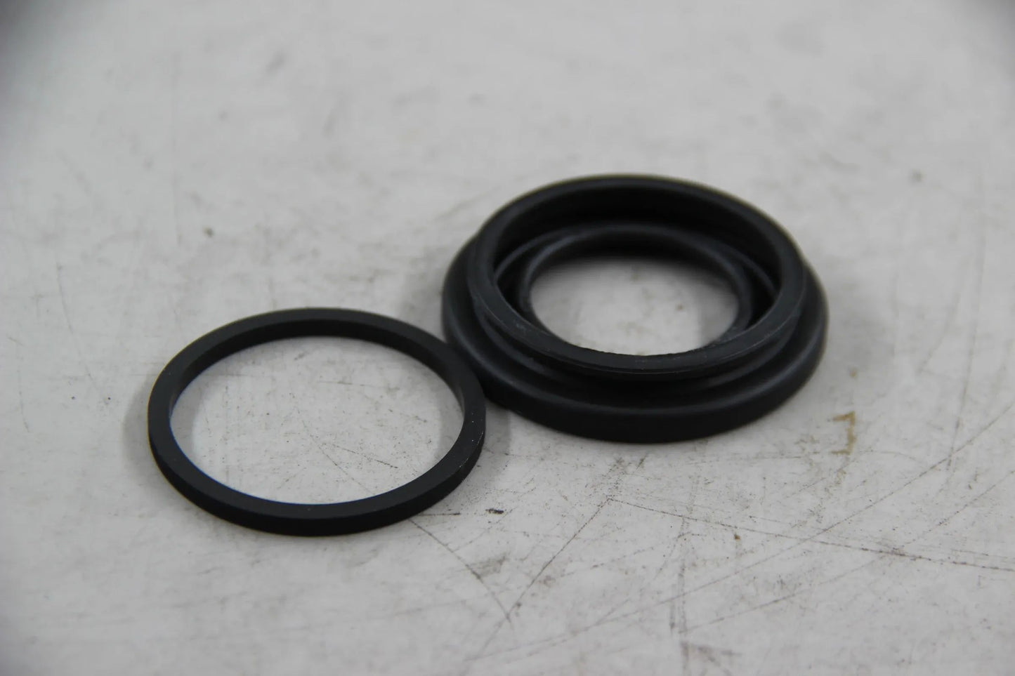 Original BMW E36 E46 E34 E32 E31 Dichtungssatz Bremssattel NOS NLA 34211158578