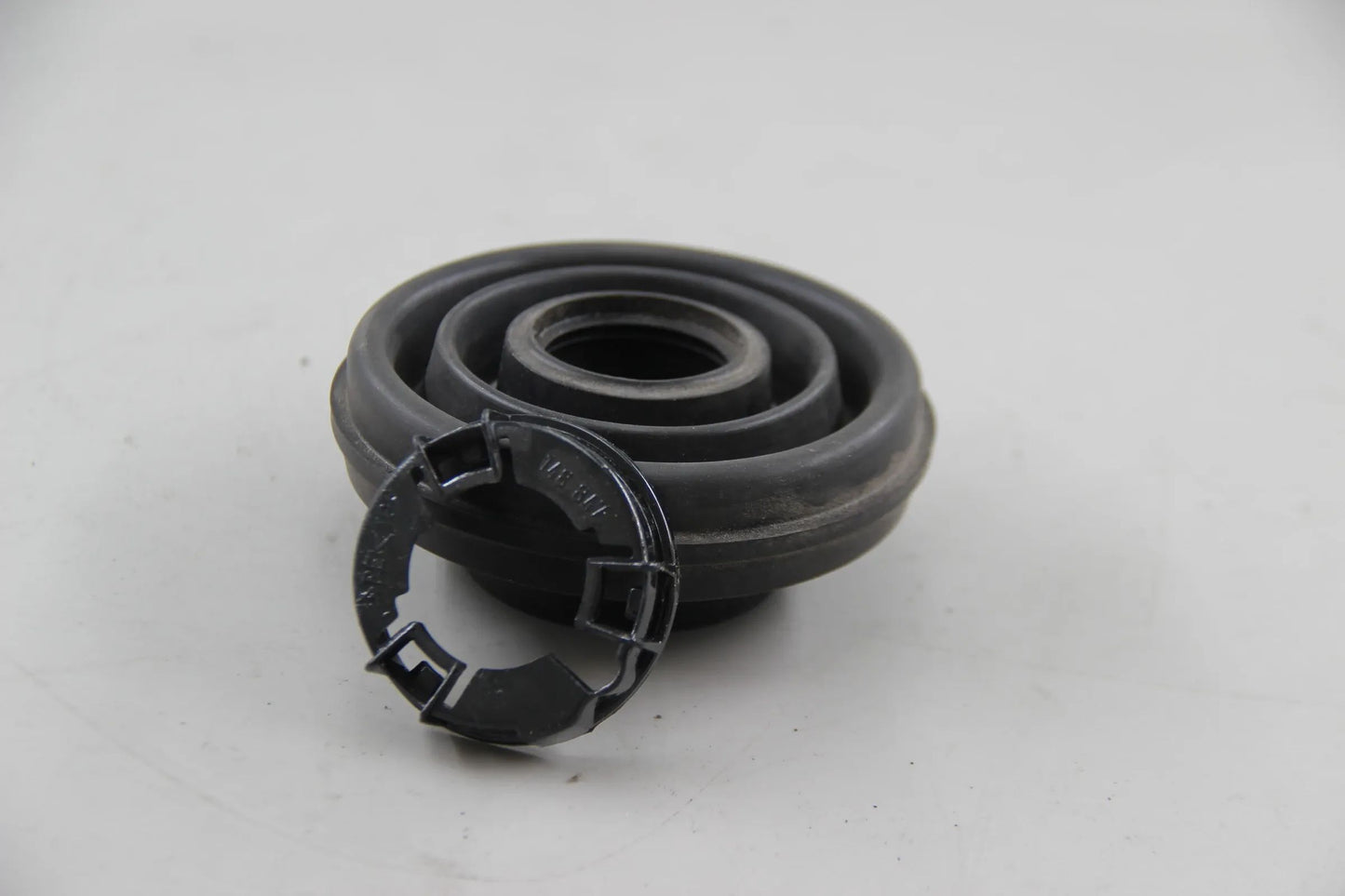 Original BMW E39 5er Abdeckung Abblendlicht mit Lampenfassung 148847 63126904047