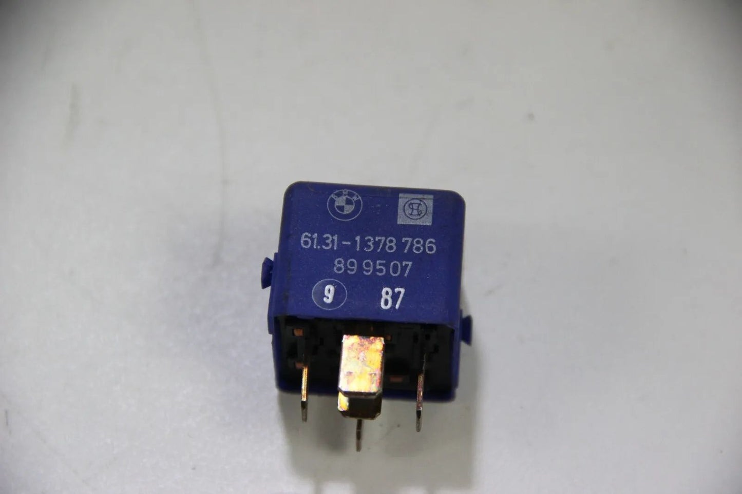 Original BMW CMSP E30 E34 E32 Relais Wechsler mit Verrastung Relay  61311378786