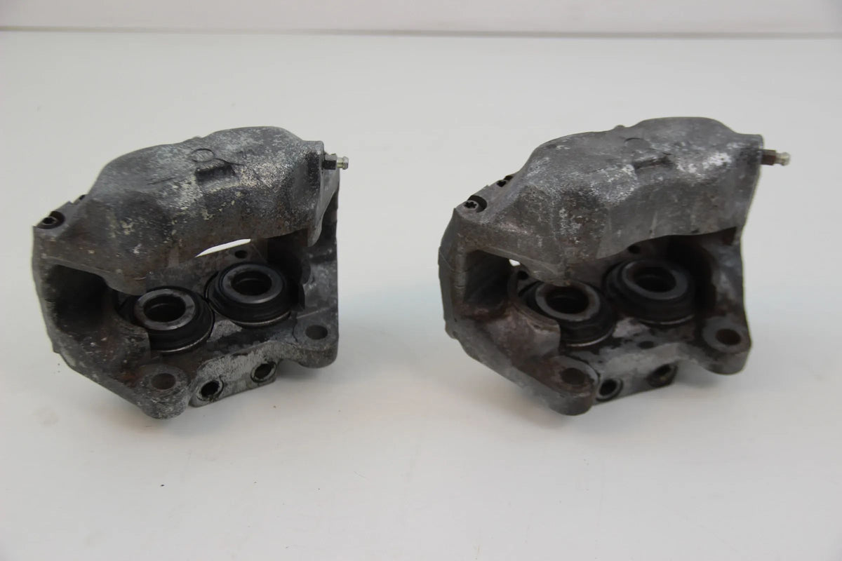 Original BMW E10 2002tii 2002ti Bremssattel Bremsscheibe Radnabe Ankerblech Satz