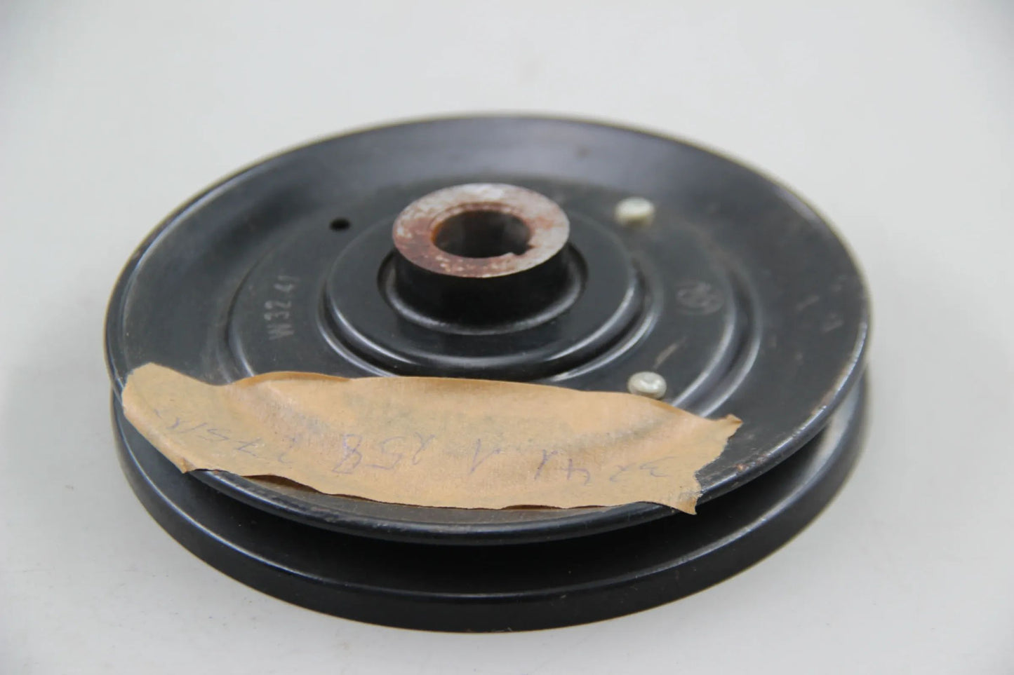 Original BMW E3 E9 E12 E24 E23 728i 732i 733i Riemenscheibe NOS NLA 32411258275