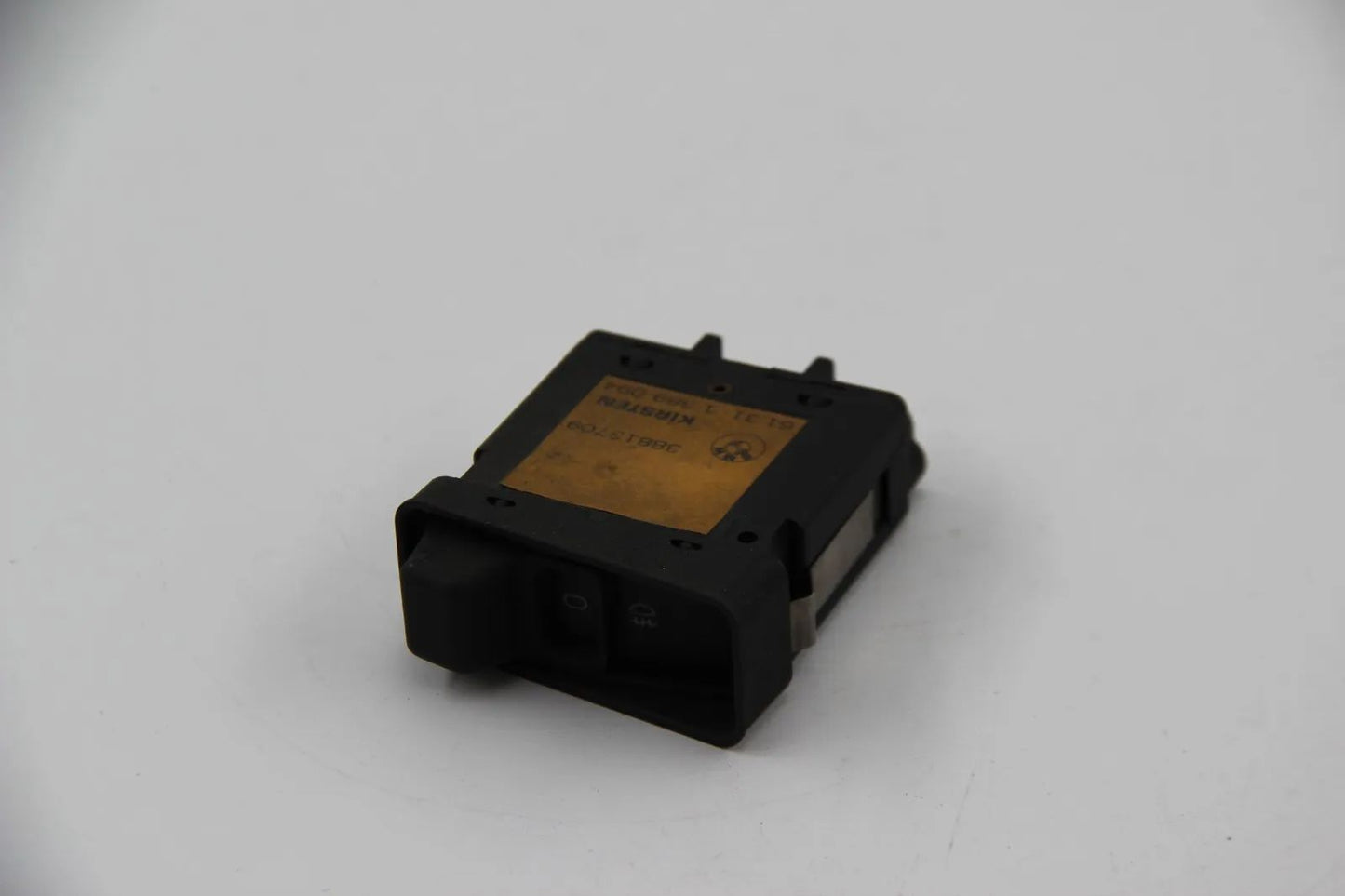 Original BMW E34 5er 518i-540i M5 Schalter Nebelschlusslicht NOS  61311389094