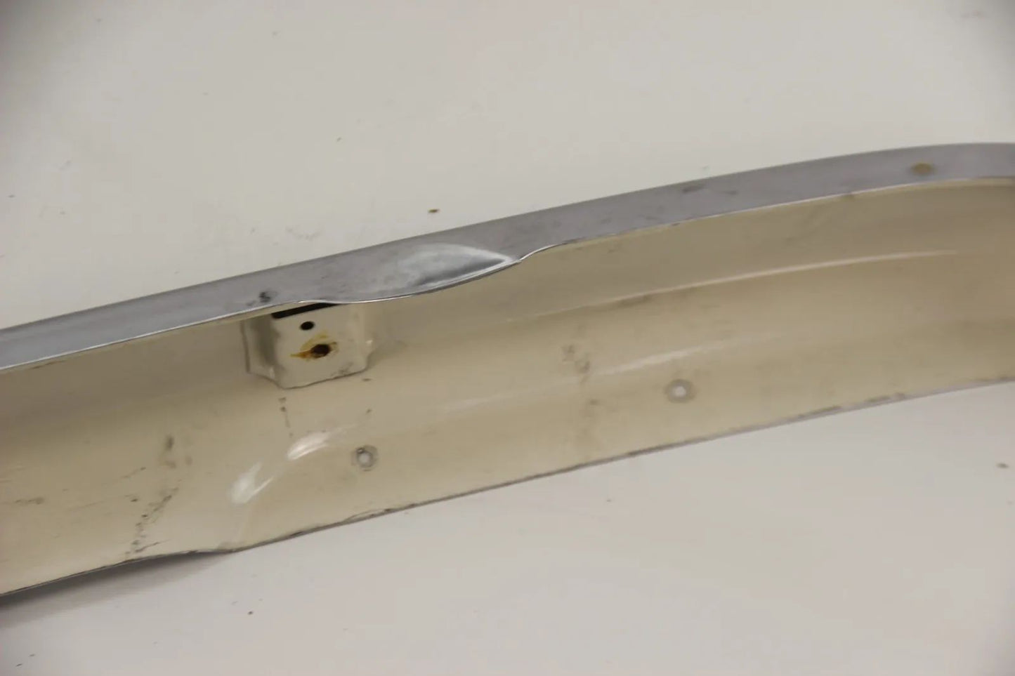 Original Mercedes W108 W109 S-Klasse Stoßstangenecke Hinten Rechts Chrom