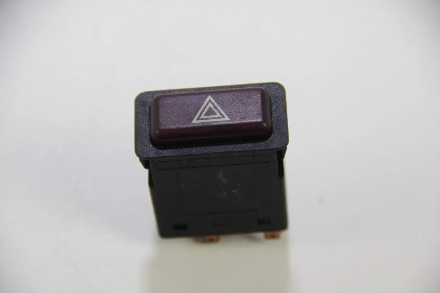 Original BMW E28 Schalter Warnblinker/ Gefahrenhinweis Schalter 61311372893