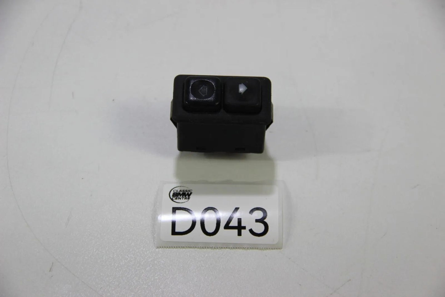 Original BMW E30 E24 E28 E23 Elektrisch Fensterheber Schalter 61311381205